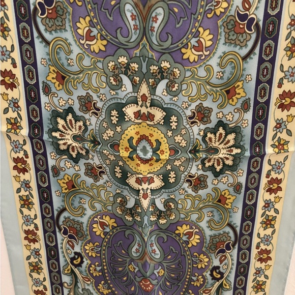 Talbots silk paisley scarf - Picture 4 of 4